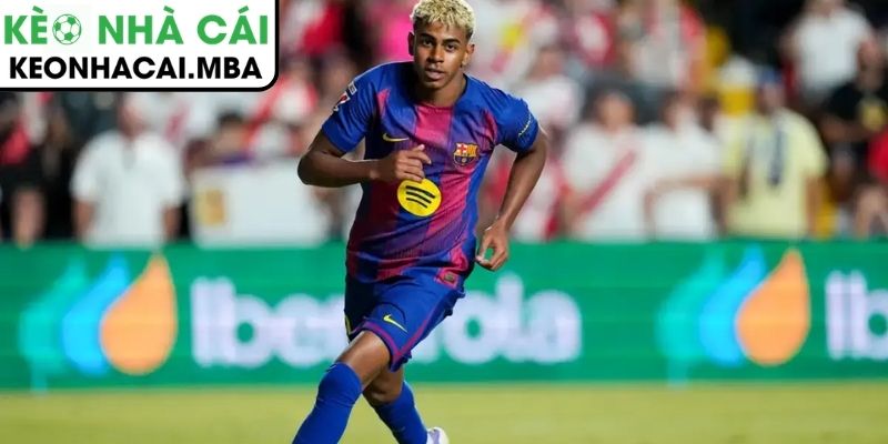 Yamal bùng nổ sau cột mốc 400 bàn của Barca, quyết tâm xóa “dớp” tại nước Anh 3 Mùa giải thăng hoa của Yamal trong màu áo Barcelona