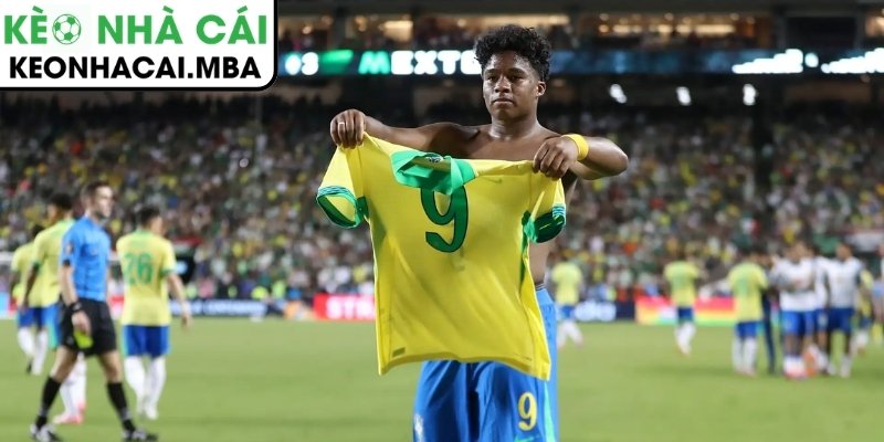 Số 9 Brazil không còn là chỗ dành riêng cho Endrick
