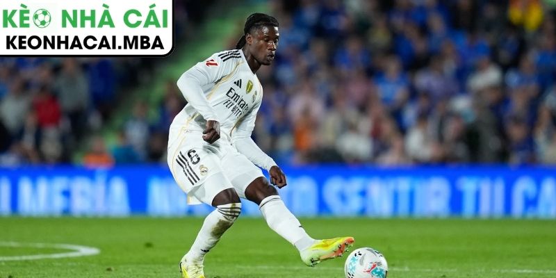 Man United chốt giá mua cầu thủ thất sủng của Real Madrid hè này 2 Chi tiết lời đề nghị 43 triệu bảng dành cho Camavinga