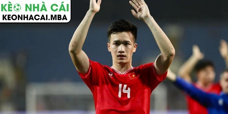 Cầu thủ Hoàng Đức chưa rõ ngày trở lại, HLV Kim Sang Sik tính gì? 2 Tình hình y tế và những dự báo không mấy lạc quan